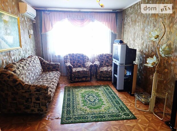 трехкомнатная квартира в Сумах, район Центр, на ул. Ильинская в аренду на короткий срок посуточно фото 1 трехкомнатная квартира в Сумах, район Центр, на ул. Ильинская в аренду на короткий срок посуточно фото 1