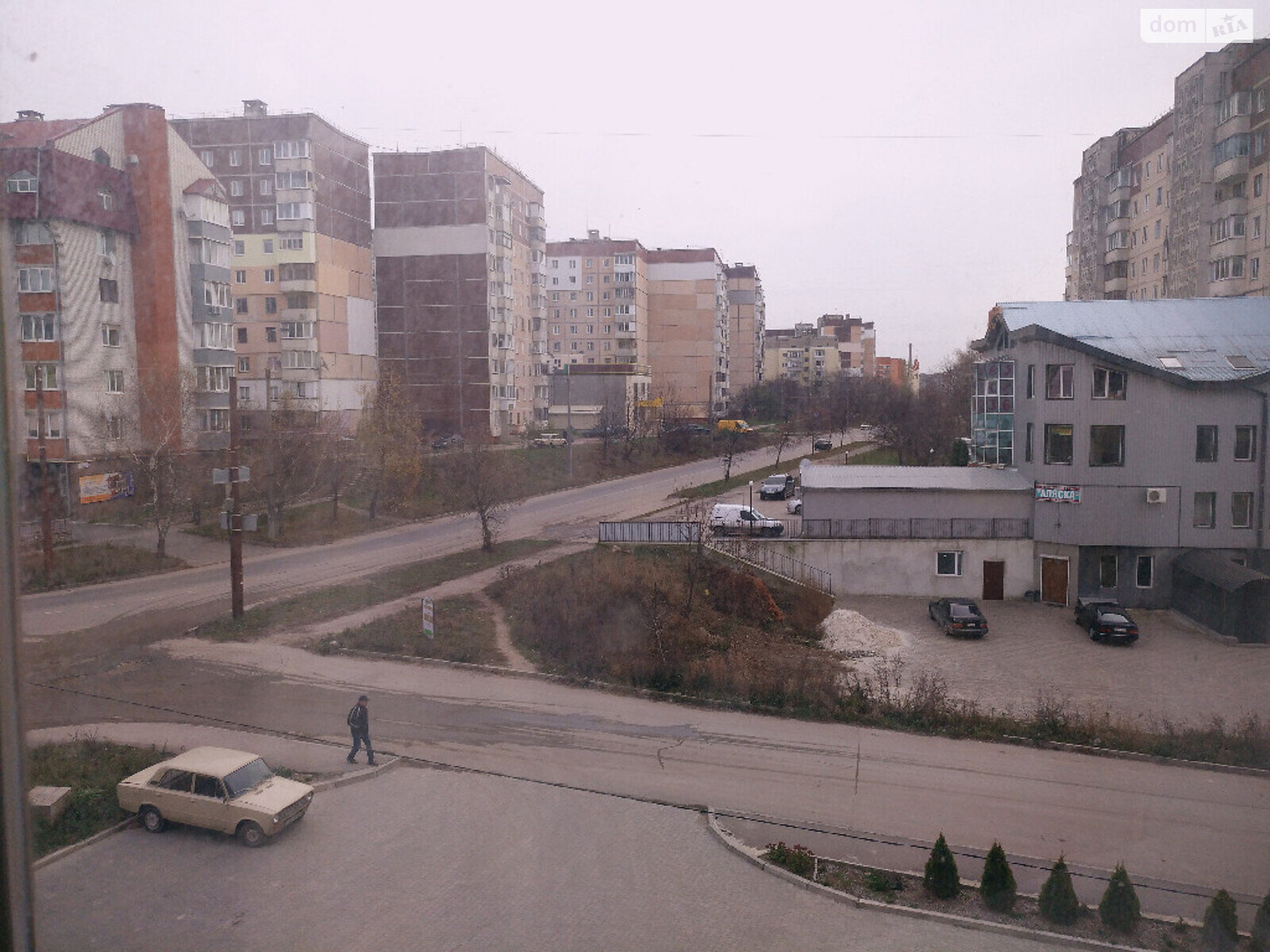 однокомнатная квартира в Тернополе, район Аляска, на ул. Владимира Великого в аренду на короткий срок посуточно фото 1