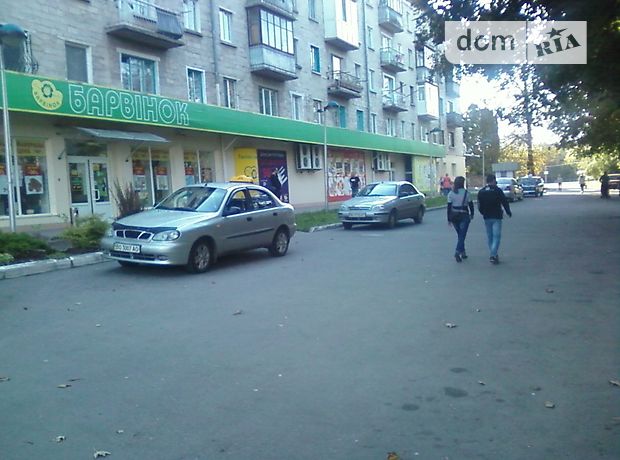 трехкомнатная квартира в Тернополе, район Дружба, на Миру.вулиця 7, в аренду на короткий срок посуточно фото 1 трехкомнатная квартира в Тернополе, район Дружба, на Миру.вулиця 7, в аренду на короткий срок посуточно фото 1