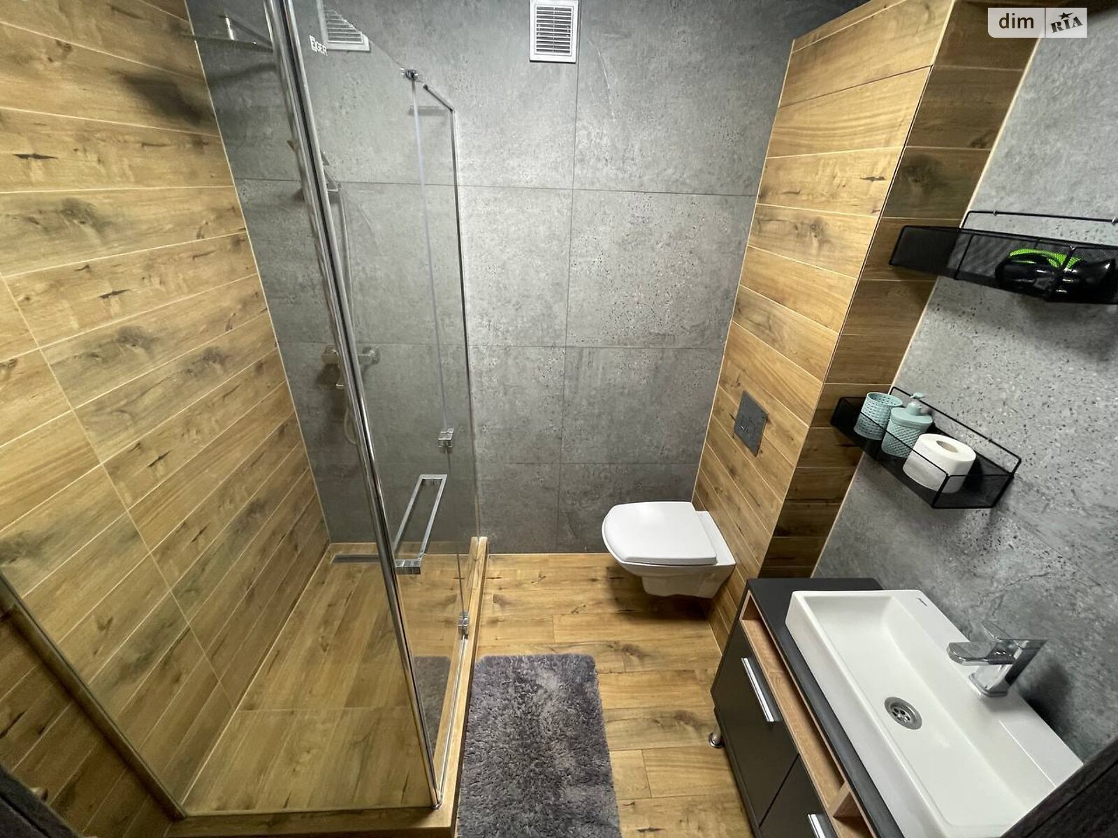 однокомнатная квартира в Тернополе, район Канада, на просп. Бандеры Степана 83Д в аренду на короткий срок посуточно фото 1 однокомнатная квартира в Тернополе, район Канада, на просп. Бандеры Степана 83Д в аренду на короткий срок посуточно фото 1