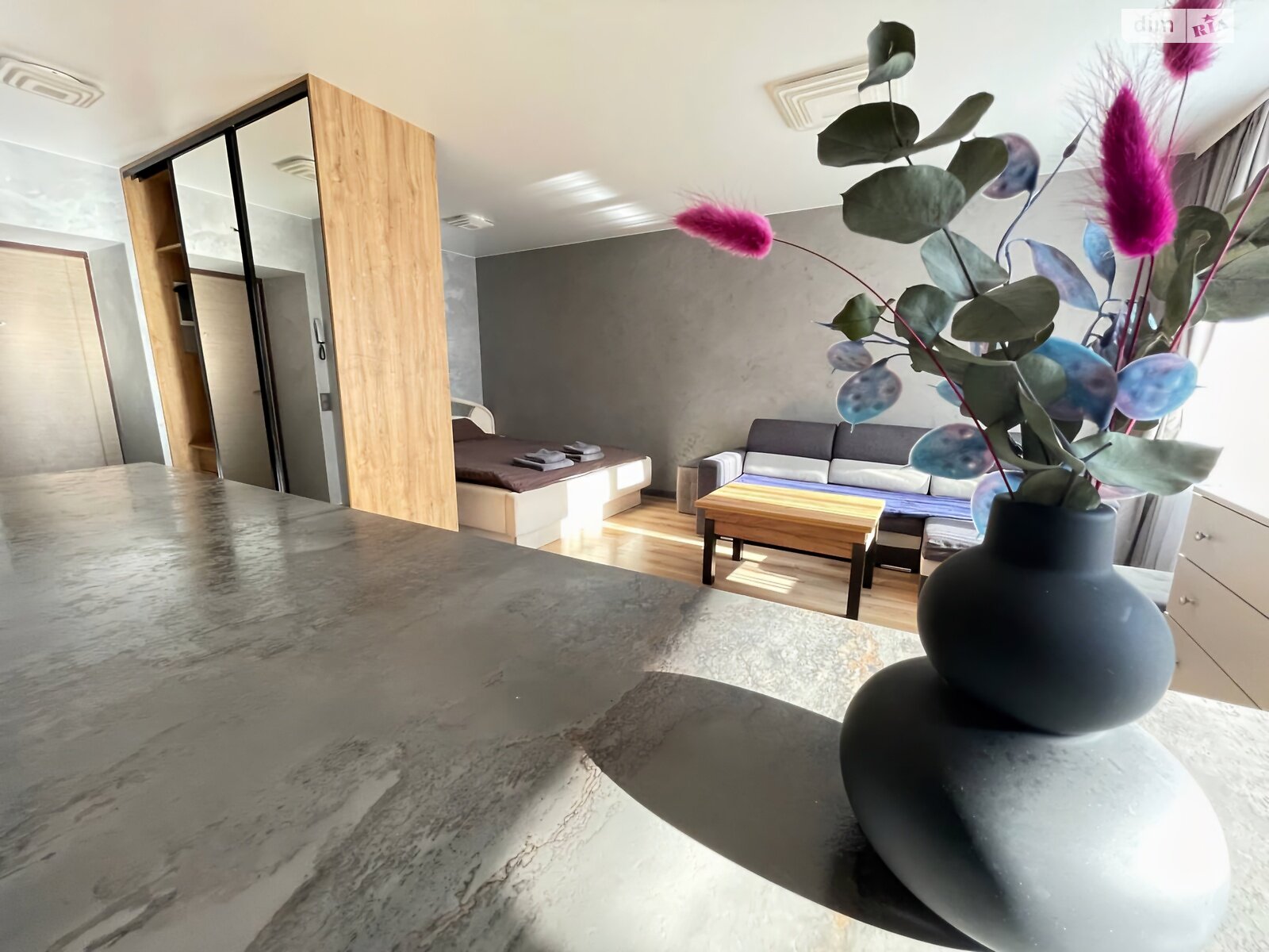 однокомнатная квартира в Тернополе, район Канада, на просп. Бандеры Степана 83Д в аренду на короткий срок посуточно фото 1 однокомнатная квартира в Тернополе, район Канада, на просп. Бандеры Степана 83Д в аренду на короткий срок посуточно фото 1