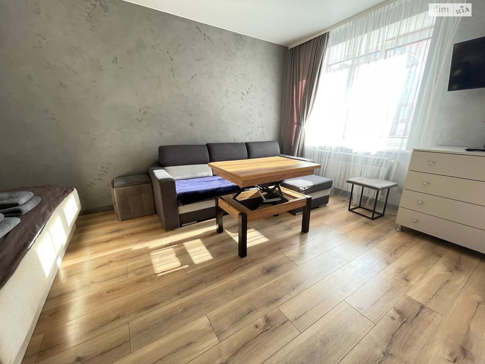 однокомнатная квартира в Тернополе, район Канада, на просп. Бандеры Степана 83Д в аренду на короткий срок посуточно фото 1 однокомнатная квартира в Тернополе, район Канада, на просп. Бандеры Степана 83Д в аренду на короткий срок посуточно фото 1