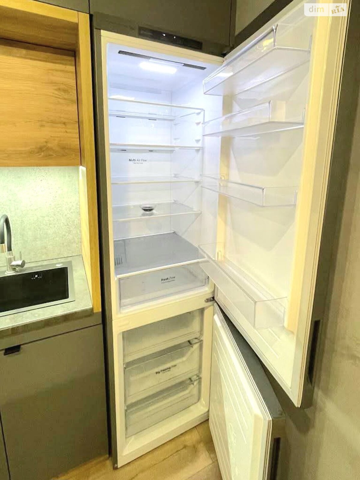 однокомнатная квартира в Тернополе, район Канада, на просп. Бандеры Степана 83Д в аренду на короткий срок посуточно фото 1 однокомнатная квартира в Тернополе, район Канада, на просп. Бандеры Степана 83Д в аренду на короткий срок посуточно фото 1