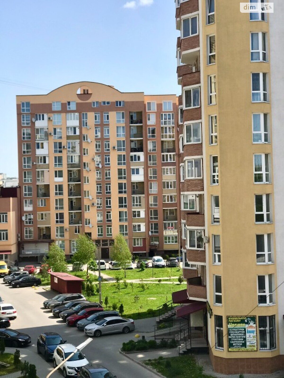 трехкомнатная квартира в Тернополе, район Оболоня, на ул. Белогорская в аренду на короткий срок посуточно фото 1
