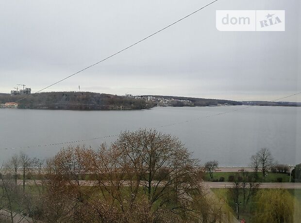 однокомнатная квартира в Тернополе, район Центр, на ул. Старый Рынок в аренду на короткий срок посуточно фото 1 однокомнатная квартира в Тернополе, район Центр, на ул. Старый Рынок в аренду на короткий срок посуточно фото 1