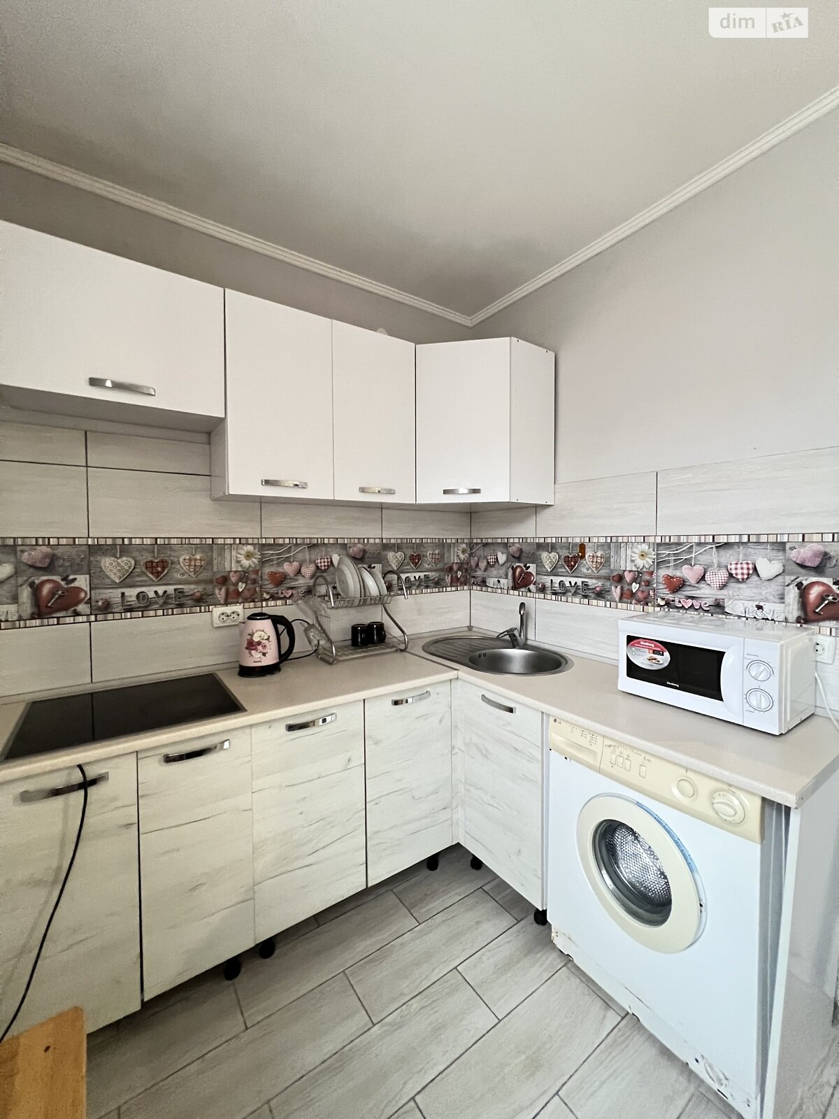 однокомнатная квартира в Тернополе, район Восточный, на ул. Довженко Александра 15А в аренду на короткий срок посуточно фото 1 однокомнатная квартира в Тернополе, район Восточный, на ул. Довженко Александра 15А в аренду на короткий срок посуточно фото 1