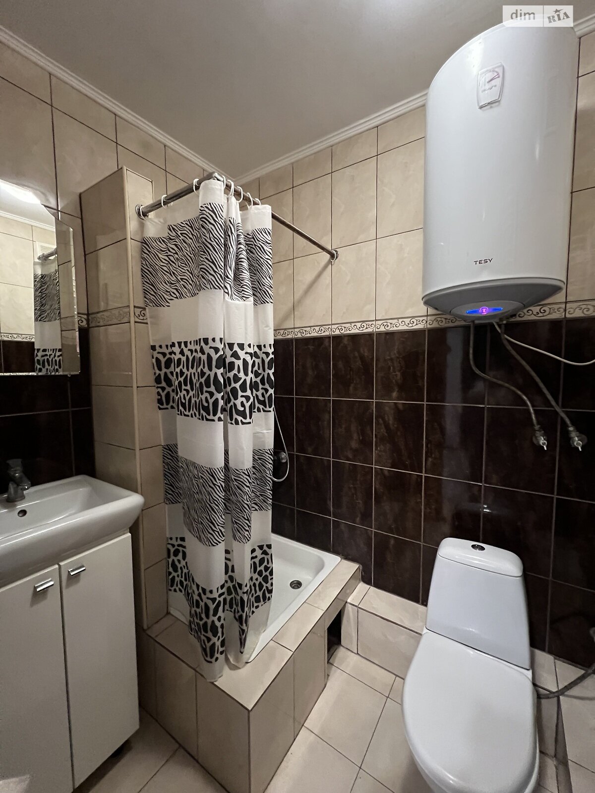 однокомнатная квартира в Тернополе, район Восточный, на ул. Довженко Александра 15А в аренду на короткий срок посуточно фото 1 однокомнатная квартира в Тернополе, район Восточный, на ул. Довженко Александра 15А в аренду на короткий срок посуточно фото 1