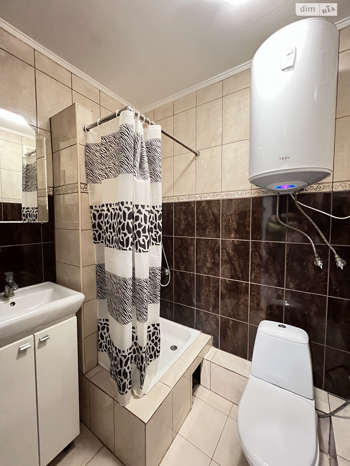 однокомнатная квартира в Тернополе, район Восточный, на ул. Довженко Александра 15А в аренду на короткий срок посуточно фото 1 однокомнатная квартира в Тернополе, район Восточный, на ул. Довженко Александра 15А в аренду на короткий срок посуточно фото 1