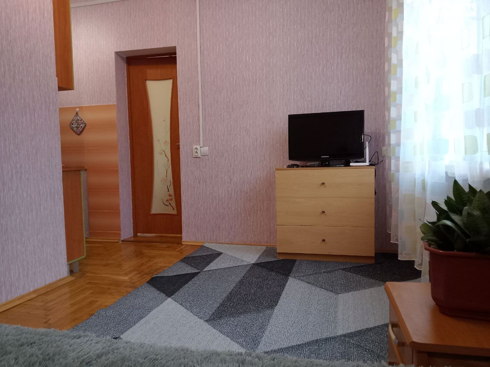 двокімнатна квартира в Трускавці, район Помярки, на вул. Степана Бандери 37 в оренду на короткий термін подобово фото 1 двокімнатна квартира в Трускавці, район Помярки, на вул. Степана Бандери 37 в оренду на короткий термін подобово фото 1