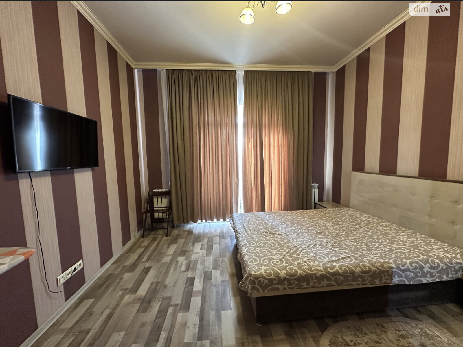 двухкомнатная квартира в Ужгороде, район Боздош, на ул. Хиры Александра 21 в аренду на короткий срок посуточно фото 1