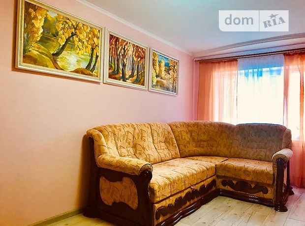 двухкомнатная квартира в Ужгороде, на Проспект Свободи в аренду на короткий срок посуточно фото 1 двухкомнатная квартира в Ужгороде, на Проспект Свободи в аренду на короткий срок посуточно фото 1