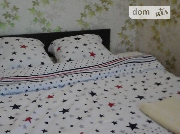 двокімнатна квартира в Ватутіне, на Дружбы 6 в оренду на короткий термін подобово фото 1 двокімнатна квартира в Ватутіне, на Дружбы 6 в оренду на короткий термін подобово фото 1