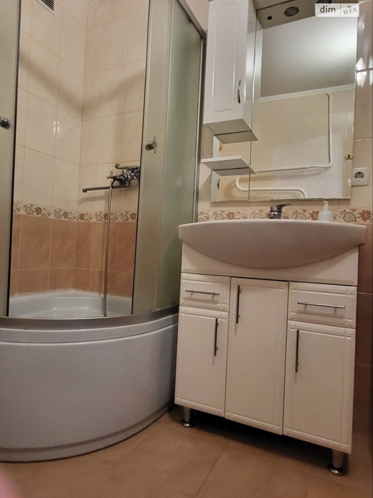 однокомнатная квартира в Виннице, район Ближнее замостье, на ул. Академика Янгеля в аренду на короткий срок посуточно фото 1 однокомнатная квартира в Виннице, район Ближнее замостье, на ул. Академика Янгеля в аренду на короткий срок посуточно фото 1