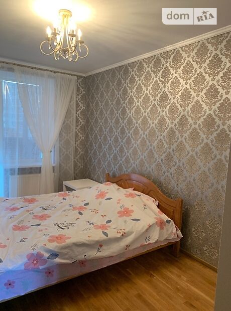 трехкомнатная квартира в Виннице, район Подолье, на ул. Зодчих в аренду на короткий срок посуточно фото 1 трехкомнатная квартира в Виннице, район Подолье, на ул. Зодчих в аренду на короткий срок посуточно фото 1