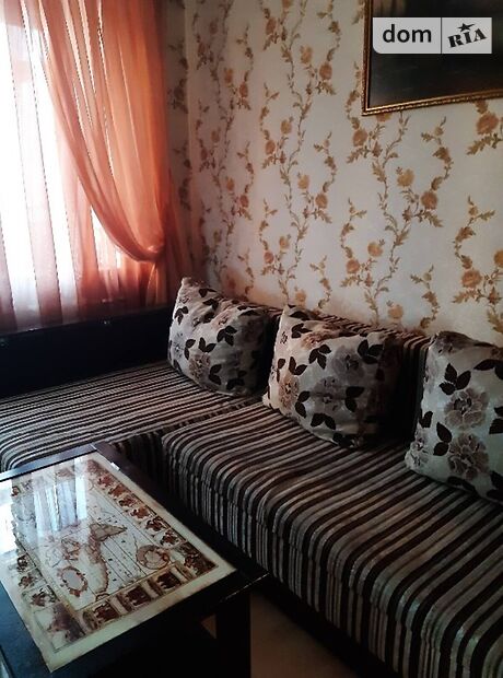 двокімнатна квартира в Вінниці, район Центр, на пл. Калічанська 4 в оренду на короткий термін подобово фото 1 двокімнатна квартира в Вінниці, район Центр, на пл. Калічанська 4 в оренду на короткий термін подобово фото 1