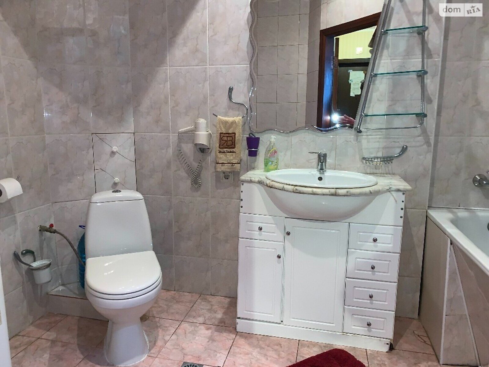 двокімнатна квартира в Вінниці, район Центр, на вул. Соборна 43 в оренду на короткий термін подобово фото 1 двокімнатна квартира в Вінниці, район Центр, на вул. Соборна 43 в оренду на короткий термін подобово фото 1