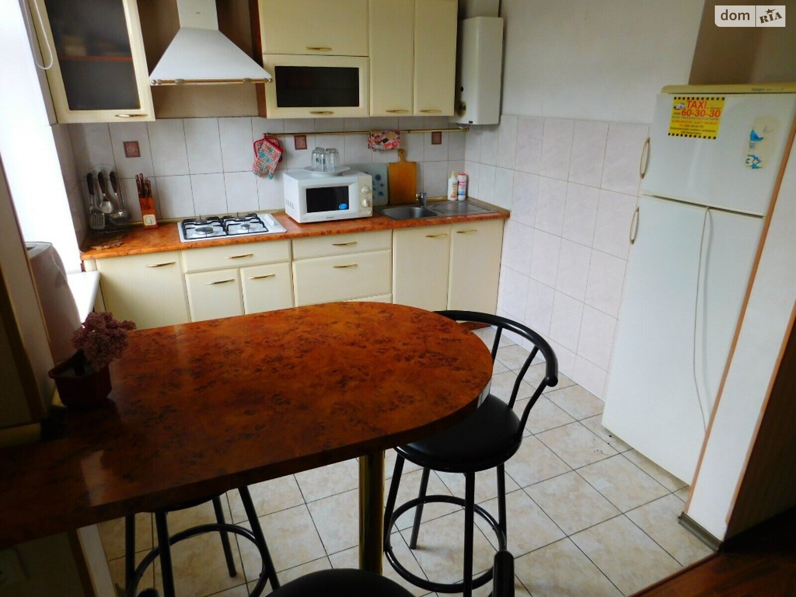 двокімнатна квартира в Вінниці, район Центр, на вул. Соборна 43 в оренду на короткий термін подобово фото 1 двокімнатна квартира в Вінниці, район Центр, на вул. Соборна 43 в оренду на короткий термін подобово фото 1