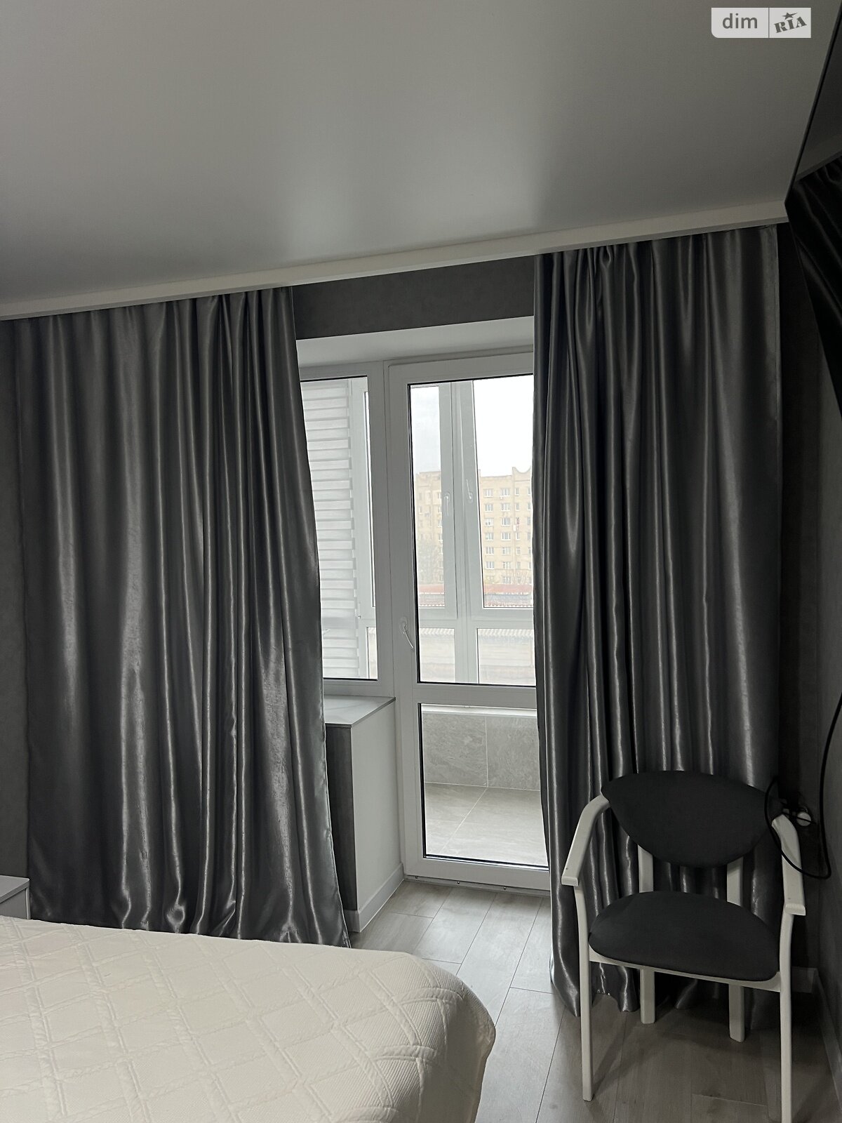 однокімнатна квартира в Вінниці, район Вишенька, на просп. Юності 16Б в оренду на короткий термін подобово фото 1