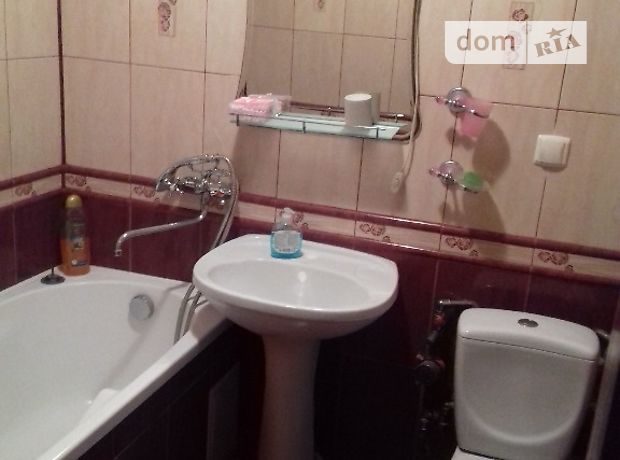 двухкомнатная квартира в Виннице, район Замостье, на Антоновича 2 в аренду на короткий срок посуточно фото 1 двухкомнатная квартира в Виннице, район Замостье, на Антоновича 2 в аренду на короткий срок посуточно фото 1
