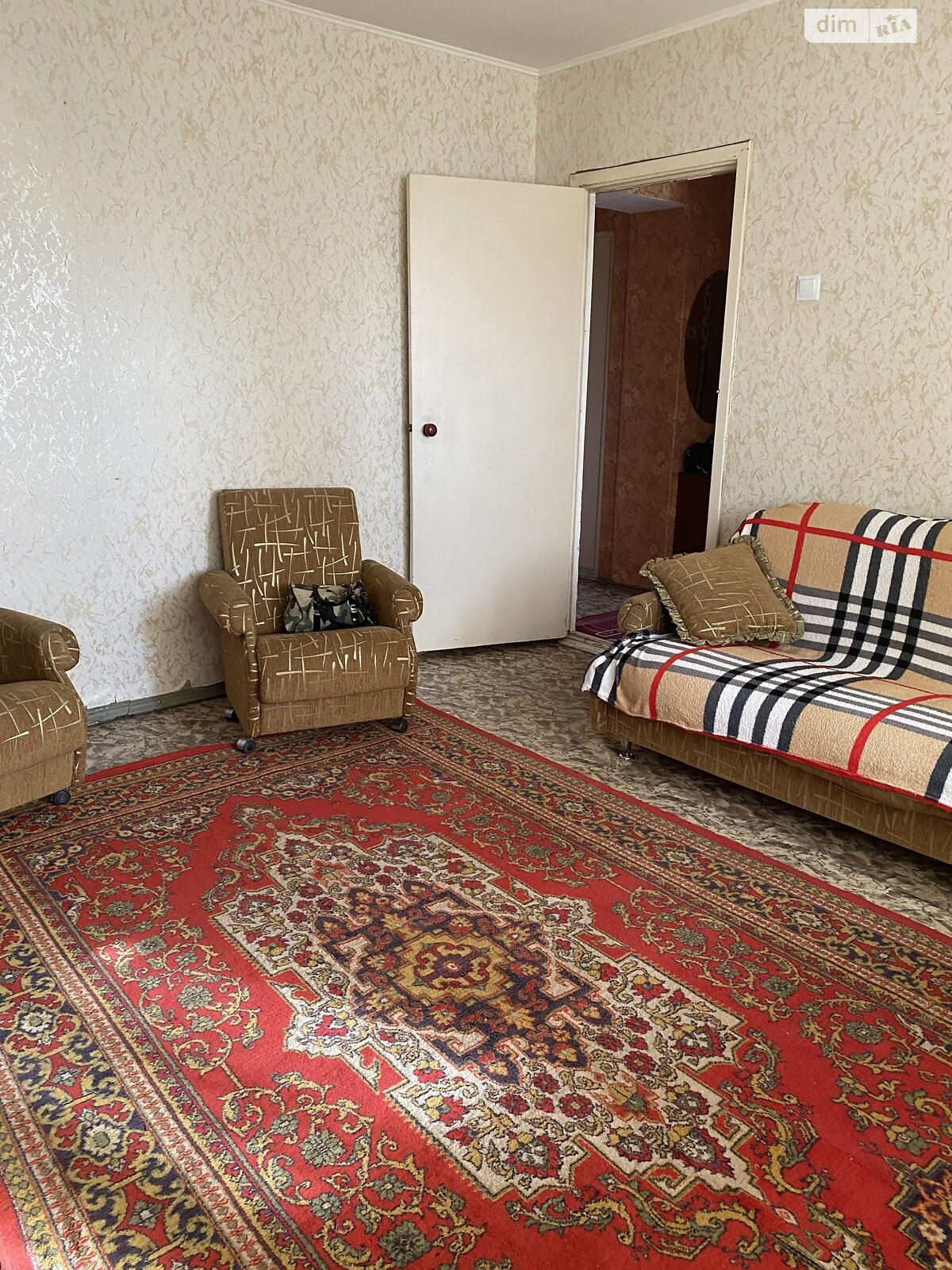двухкомнатная квартира в Вознесенске, на ул. Сухомлинского в аренду на короткий срок посуточно фото 1 двухкомнатная квартира в Вознесенске, на ул. Сухомлинского в аренду на короткий срок посуточно фото 1