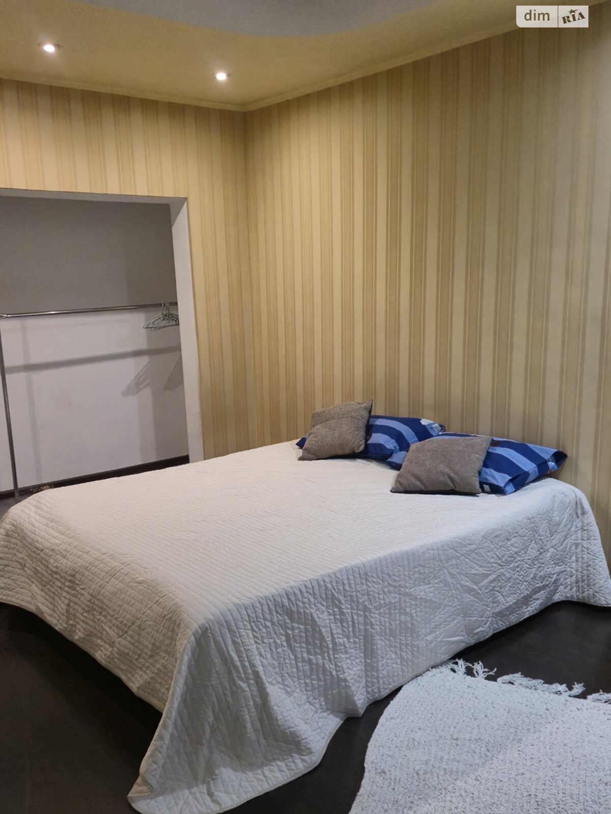 однокімнатна квартира в Запоріжжі, район Бородинський, на вул. Дмитра Вишневецького 36 в оренду на короткий термін подобово фото 1