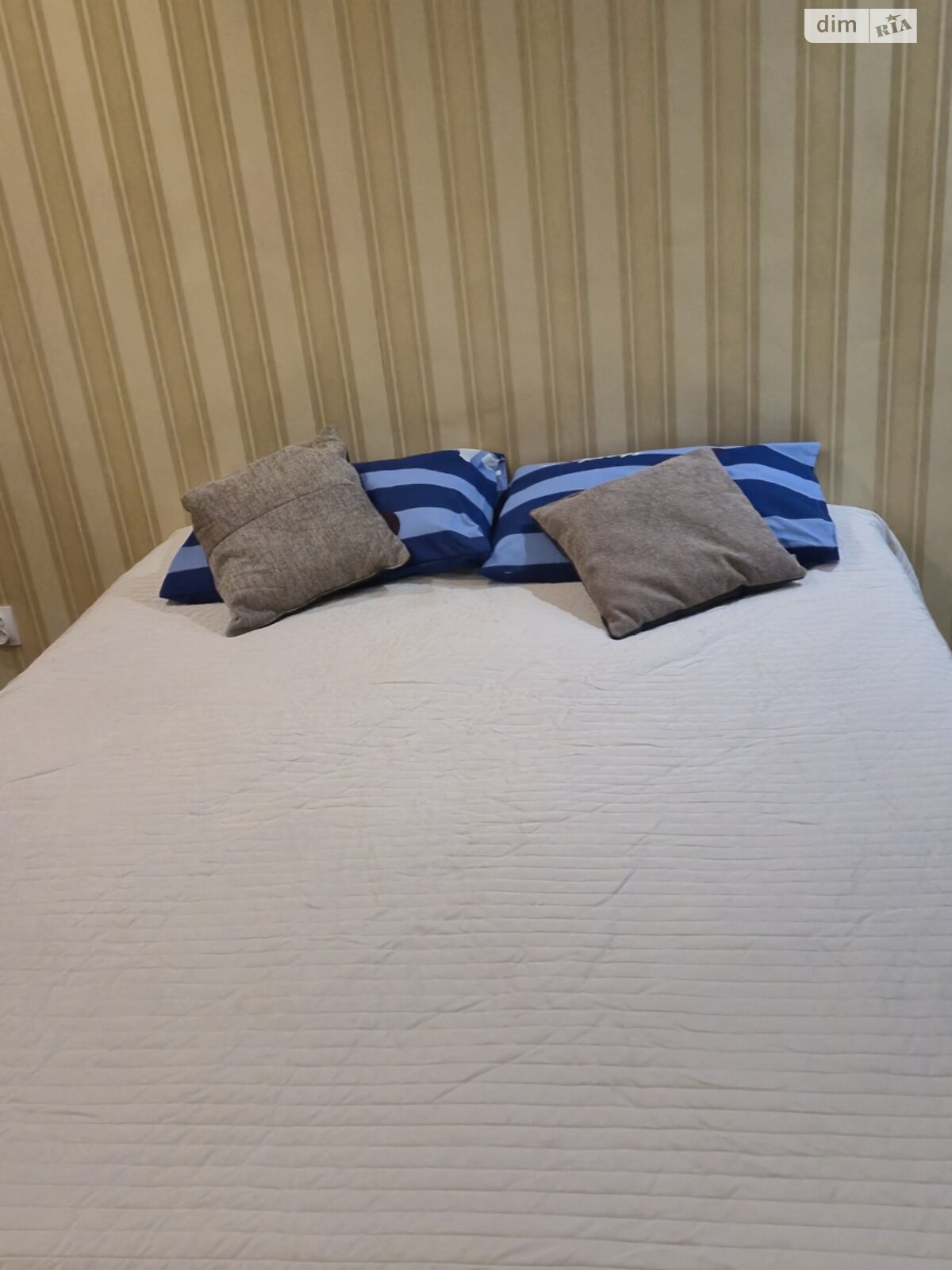 однокімнатна квартира в Запоріжжі, район Бородинський, на вул. Дмитра Вишневецького 36 в оренду на короткий термін подобово фото 1