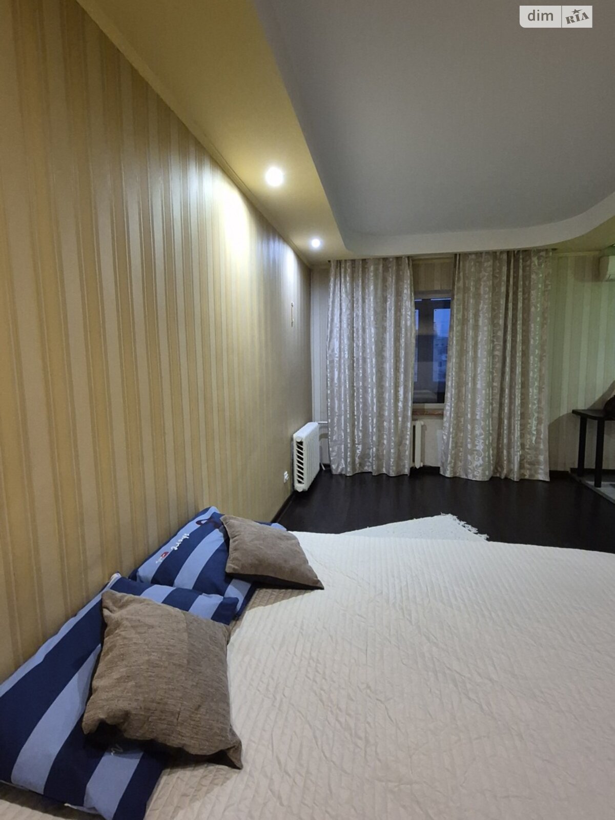 однокімнатна квартира в Запоріжжі, район Бородинський, на вул. Дмитра Вишневецького 36 в оренду на короткий термін подобово фото 1