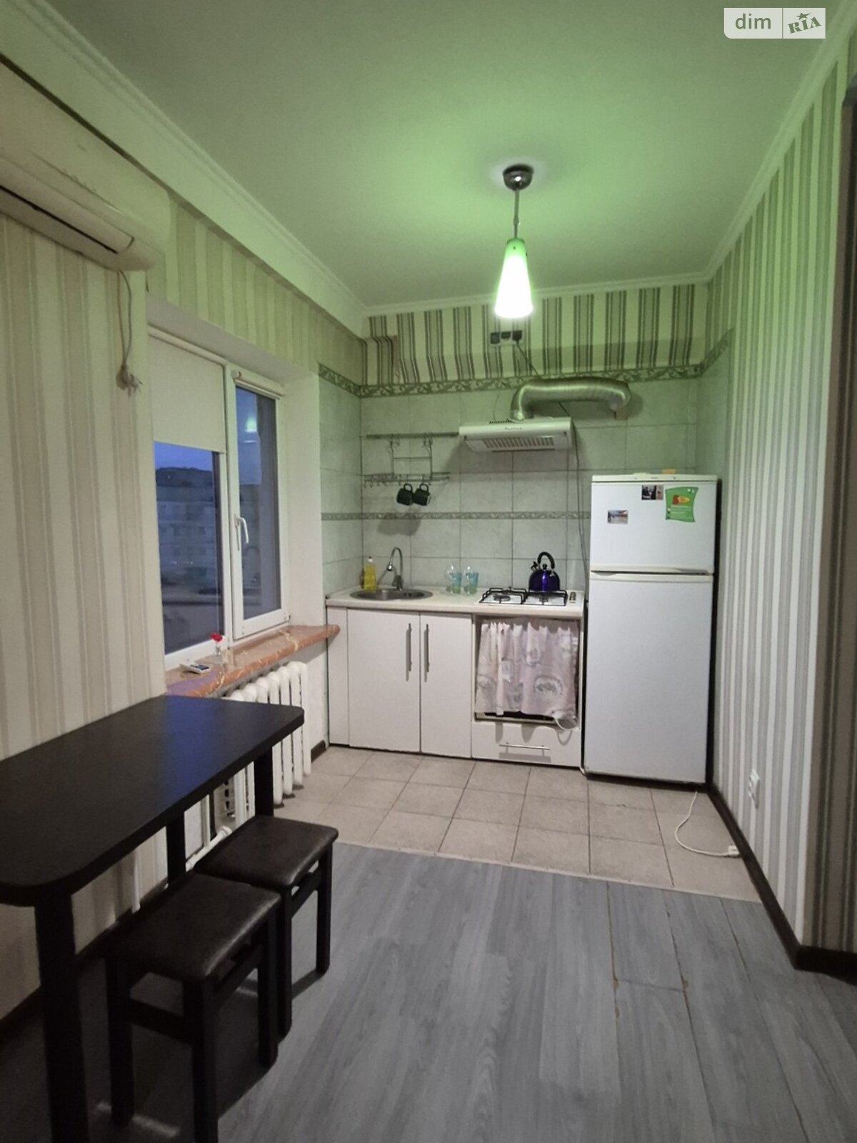 однокімнатна квартира в Запоріжжі, район Бородинський, на вул. Дмитра Вишневецького 36 в оренду на короткий термін подобово фото 1