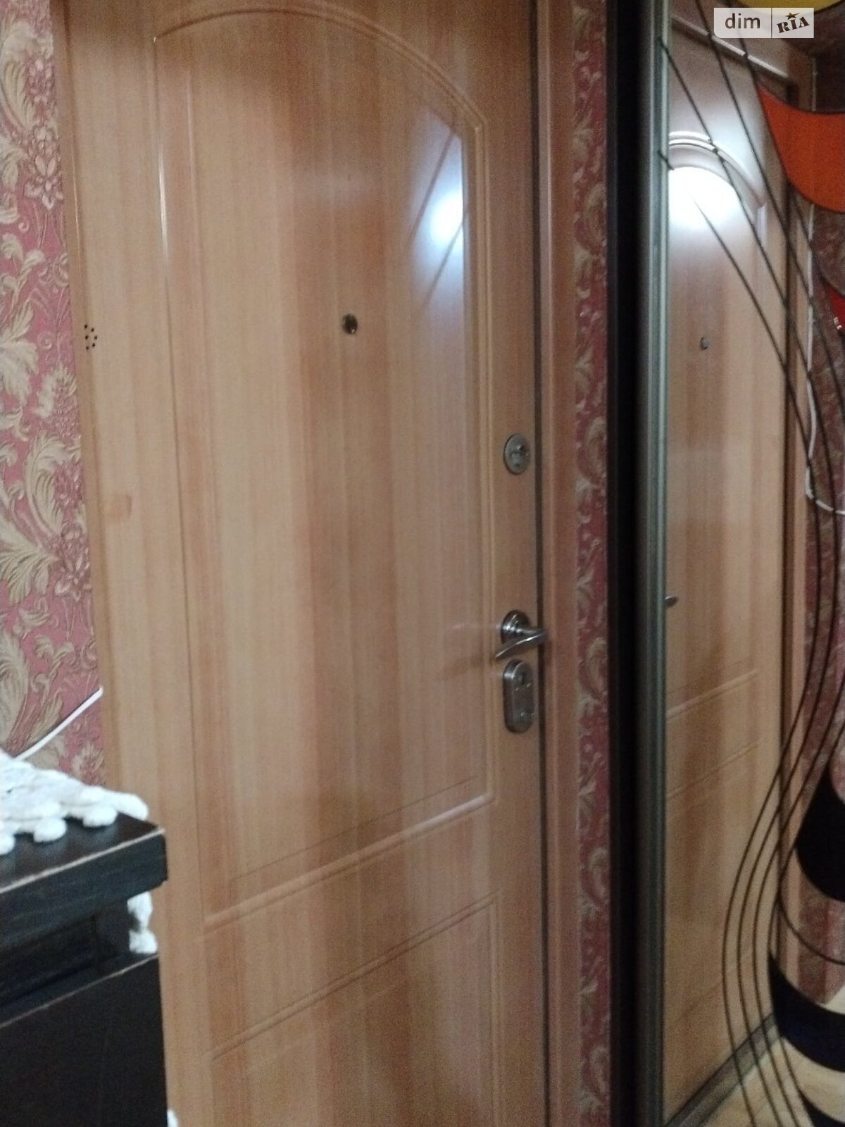 однокомнатная квартира в Запорожье, на пл. Запорожская 11 в аренду на короткий срок посуточно фото 1 однокомнатная квартира в Запорожье, на пл. Запорожская 11 в аренду на короткий срок посуточно фото 1