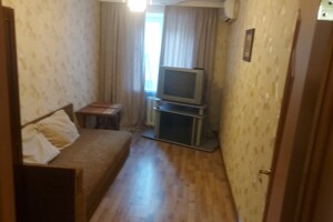 трикімнатна квартира в Запоріжжі, район Вознесенівський (Орджонікідзевський), на вул. Перемоги 93 в оренду на короткий термін подобово фото 2