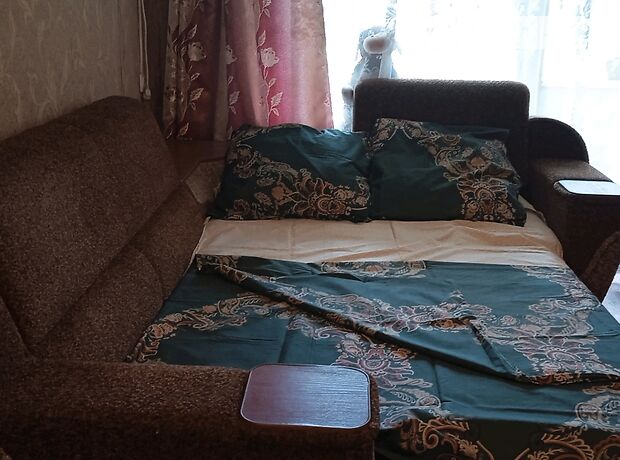 однокомнатная квартира в Запорожье, район Уральские Казармы, на ул. Авалиани в аренду на короткий срок посуточно фото 1 однокомнатная квартира в Запорожье, район Уральские Казармы, на ул. Авалиани в аренду на короткий срок посуточно фото 1