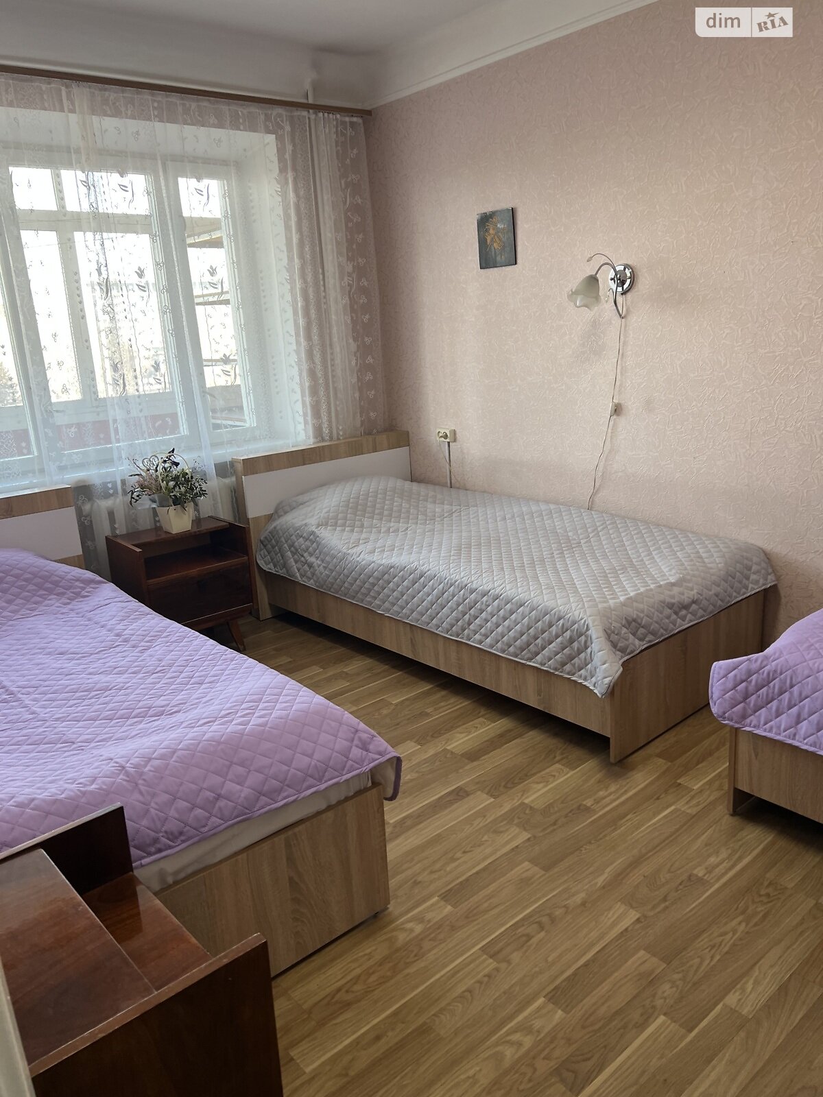 двухкомнатная квартира в Запорожье, район Вознесеновский (Орджоникидзевский), на бул. Центральный 3 в аренду на короткий срок посуточно фото 1 двухкомнатная квартира в Запорожье, район Вознесеновский (Орджоникидзевский), на бул. Центральный 3 в аренду на короткий срок посуточно фото 1