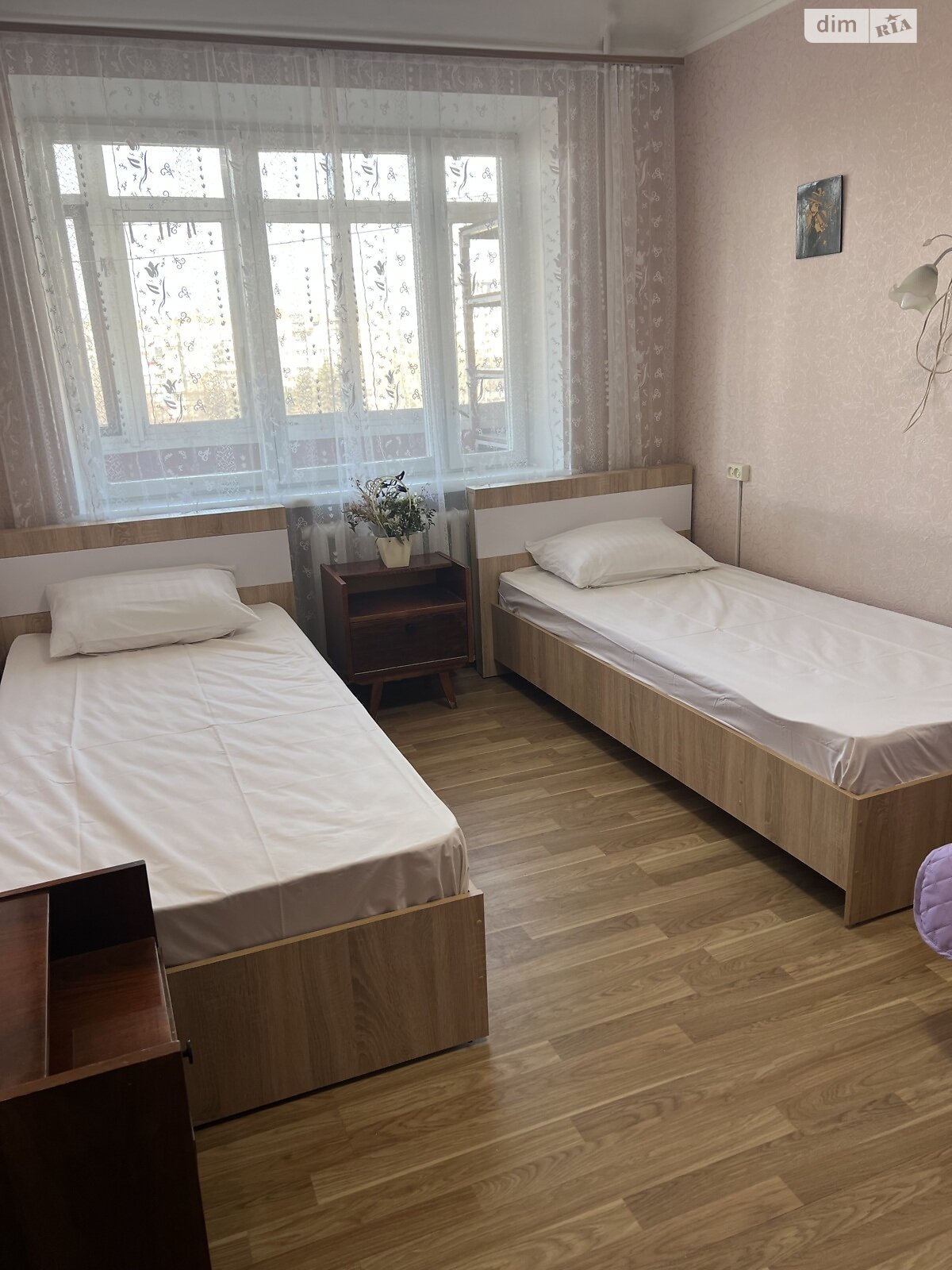 двухкомнатная квартира в Запорожье, район Вознесеновский (Орджоникидзевский), на бул. Центральный 3 в аренду на короткий срок посуточно фото 1 двухкомнатная квартира в Запорожье, район Вознесеновский (Орджоникидзевский), на бул. Центральный 3 в аренду на короткий срок посуточно фото 1