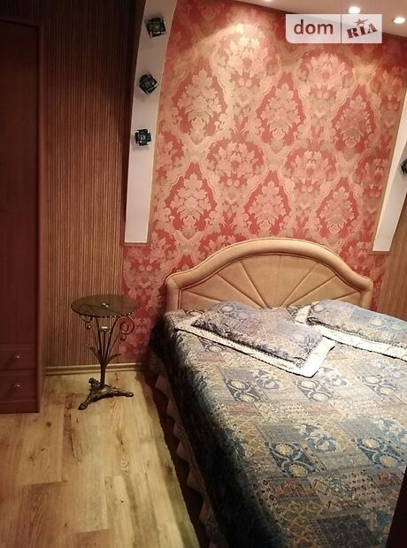 однокомнатная квартира в Запорожье, район Вознесеновский (Орджоникидзевский), на ул. Яценко 4а в аренду на короткий срок посуточно фото 1 однокомнатная квартира в Запорожье, район Вознесеновский (Орджоникидзевский), на ул. Яценко 4а в аренду на короткий срок посуточно фото 1