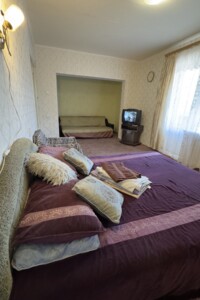 однокімнатна квартира в Запоріжжі, район Південий (Піски), на вул. Володимира Українця 31 в оренду на короткий термін подобово фото 2