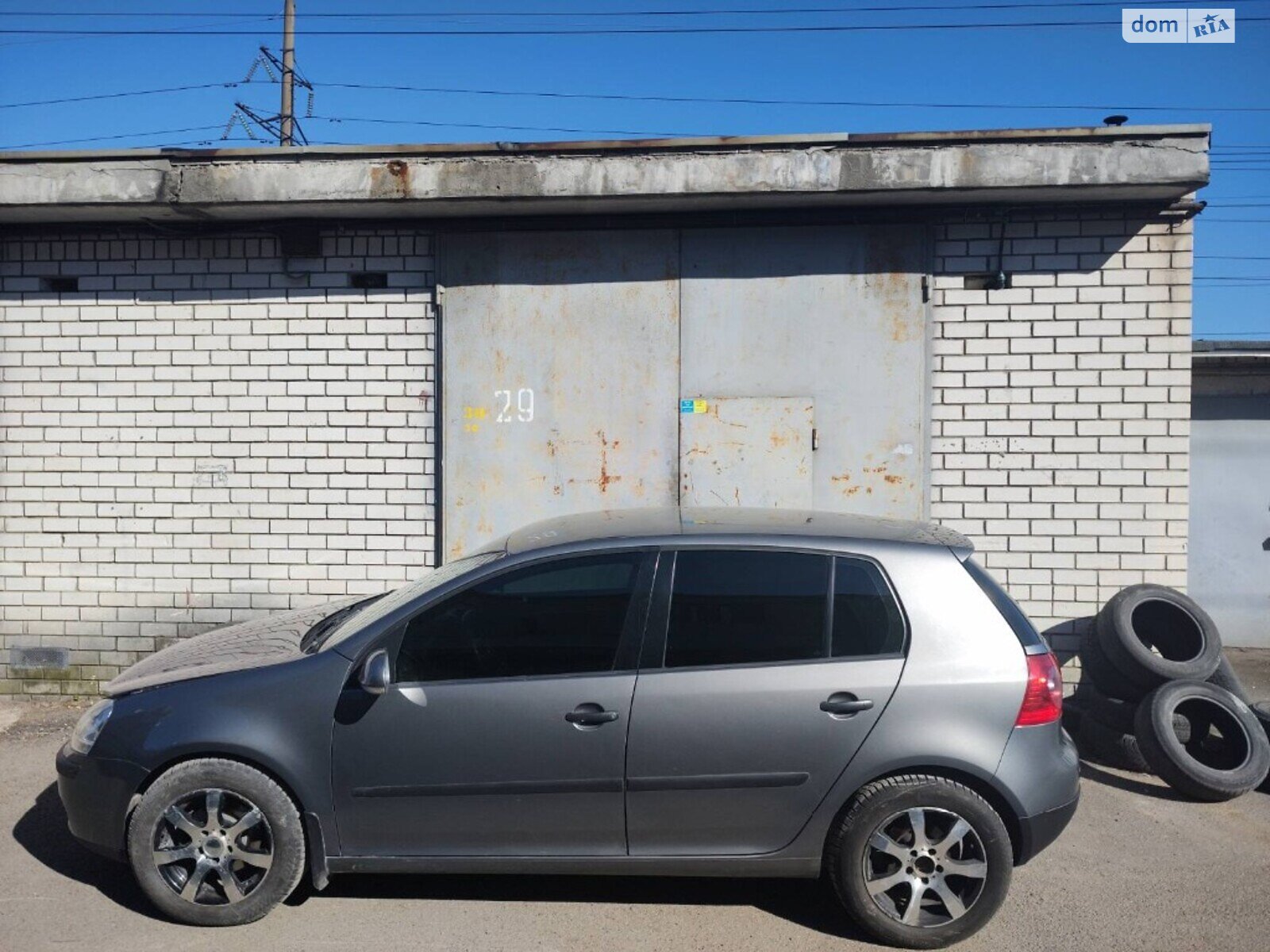 Место в гаражном кооперативе под легковое авто в Киеве, площадь 72 кв.м. фото 1