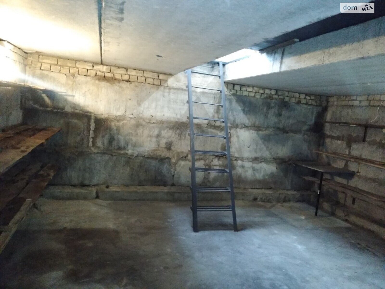 Место в гаражном кооперативе под бус в Киеве, площадь 108 кв.м. фото 1