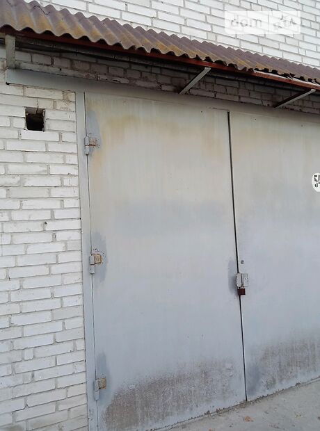 Бокс в гаражном комплексе под легковое авто в Киеве, площадь 60 кв.м. фото 1 Бокс в гаражном комплексе под легковое авто в Киеве, площадь 60 кв.м. фото 1