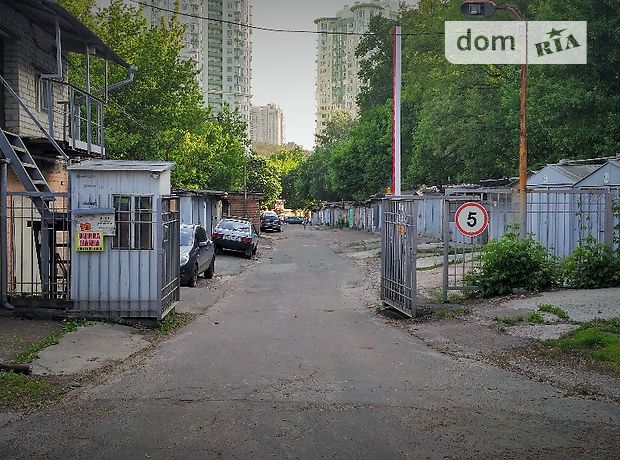 Долгосрочная аренда бокса в гаражном комплексе, Киев, р‑н. Соломенский, ст.м. Вокзальная Долгосрочная аренда бокса в гаражном комплексе, Киев, р‑н. Соломенский, ст.м. Вокзальная