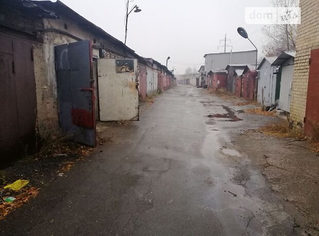 Бокс в гаражном комплексе универсальный в Киеве, площадь 50 кв.м. фото 1 Бокс в гаражном комплексе универсальный в Киеве, площадь 50 кв.м. фото 1