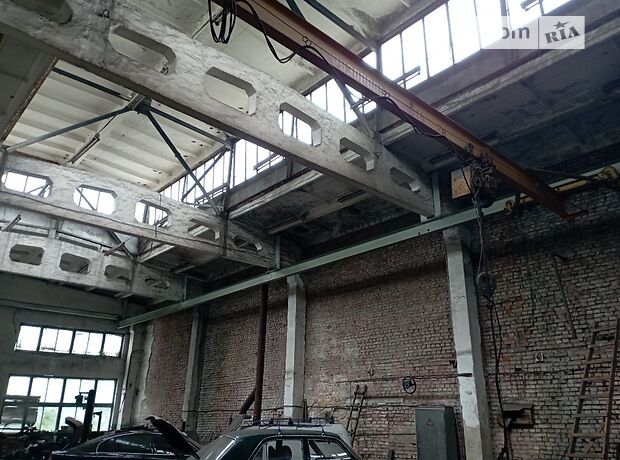 Бокс в гаражном комплексе под грузовик / автобус в Луцке, площадь 288 кв.м. фото 1 Бокс в гаражном комплексе под грузовик / автобус в Луцке, площадь 288 кв.м. фото 1