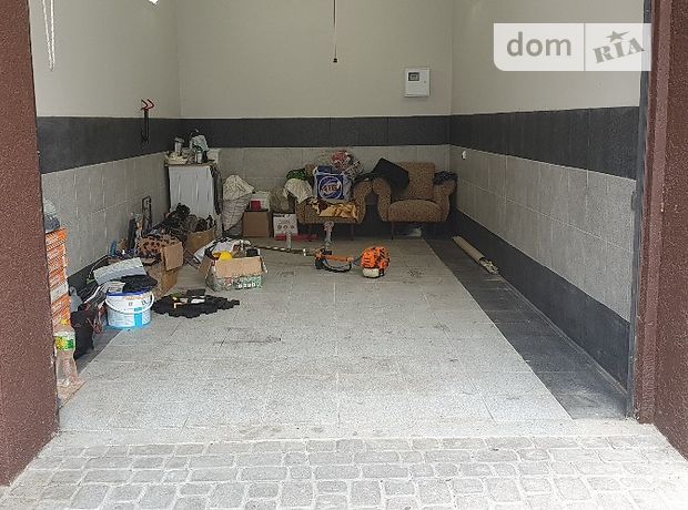 Бокс в гаражном комплексе под бус в Виннице, площадь 18.2 кв.м. фото 1 Бокс в гаражном комплексе под бус в Виннице, площадь 18.2 кв.м. фото 1