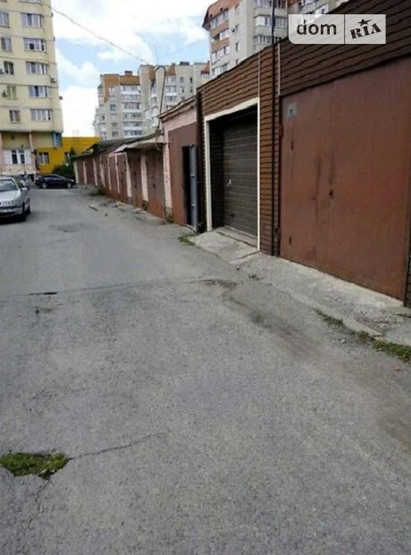 Бокс в гаражном комплексе под легковое авто в Виннице, площадь 50 кв.м. фото 1 Бокс в гаражном комплексе под легковое авто в Виннице, площадь 50 кв.м. фото 1