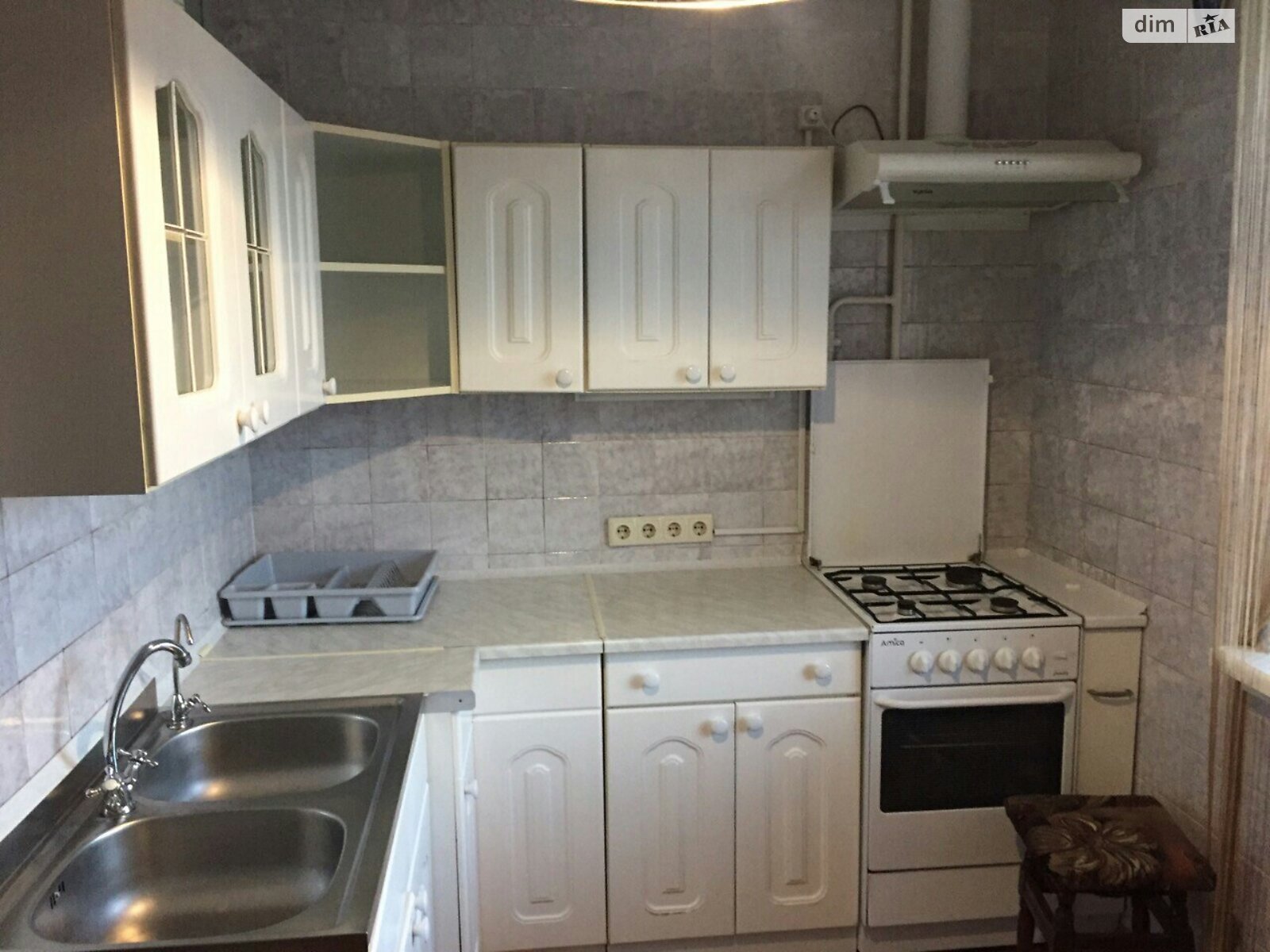 одноэтажная часть дома, 62 кв. м, кирпич. Сдается помесячно в Броварах, в районе Пекарня фото 1