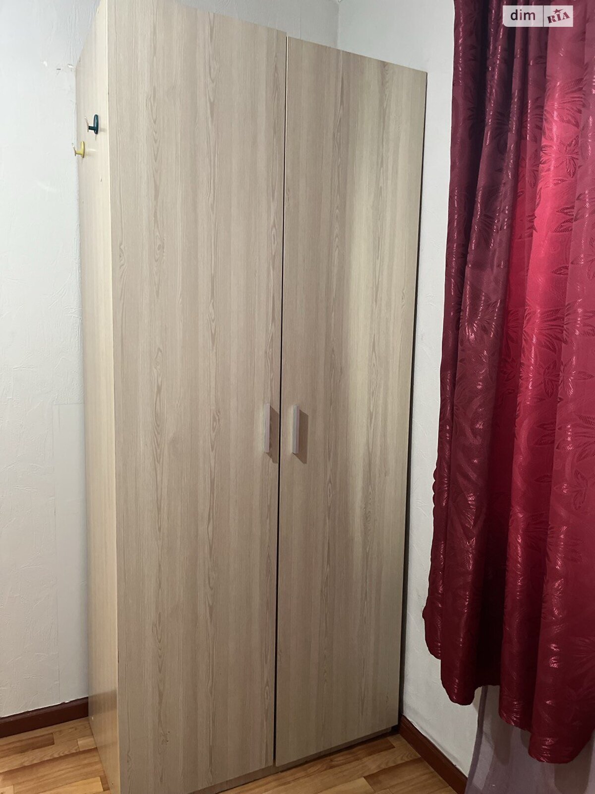 одноэтажная часть дома, 35 кв. м, кирпич. Сдается помесячно в Броварах, в районе Зеленый Попугай фото 1 одноэтажная часть дома, 35 кв. м, кирпич. Сдается помесячно в Броварах, в районе Зеленый Попугай фото 1