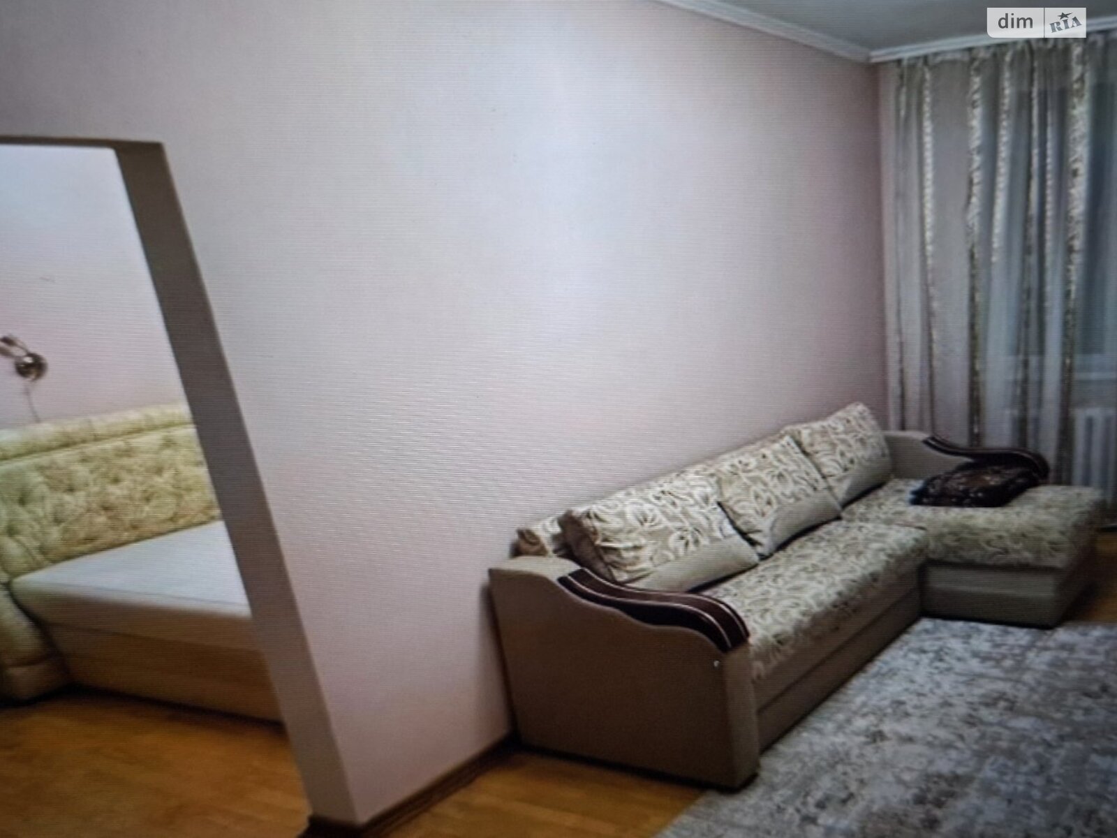 двухэтажная часть дома, 82 кв. м, кирпич. Сдается помесячно в Черновцах, в районе Кемпинг фото 1 двухэтажная часть дома, 82 кв. м, кирпич. Сдается помесячно в Черновцах, в районе Кемпинг фото 1