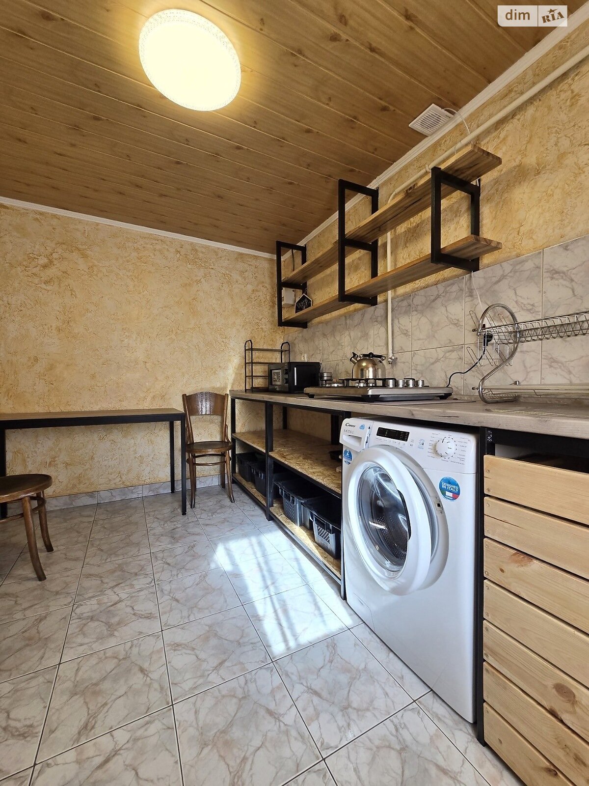 однопроверхова частина будинку, 40 кв. м, цегла. Здається помісячно в Чернівцях, в районі Центр фото 1