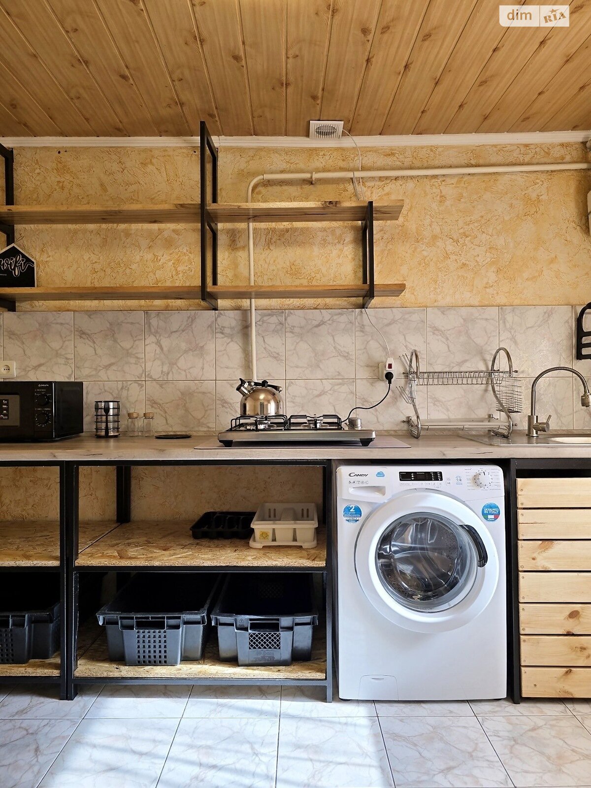 однопроверхова частина будинку, 40 кв. м, цегла. Здається помісячно в Чернівцях, в районі Центр фото 1