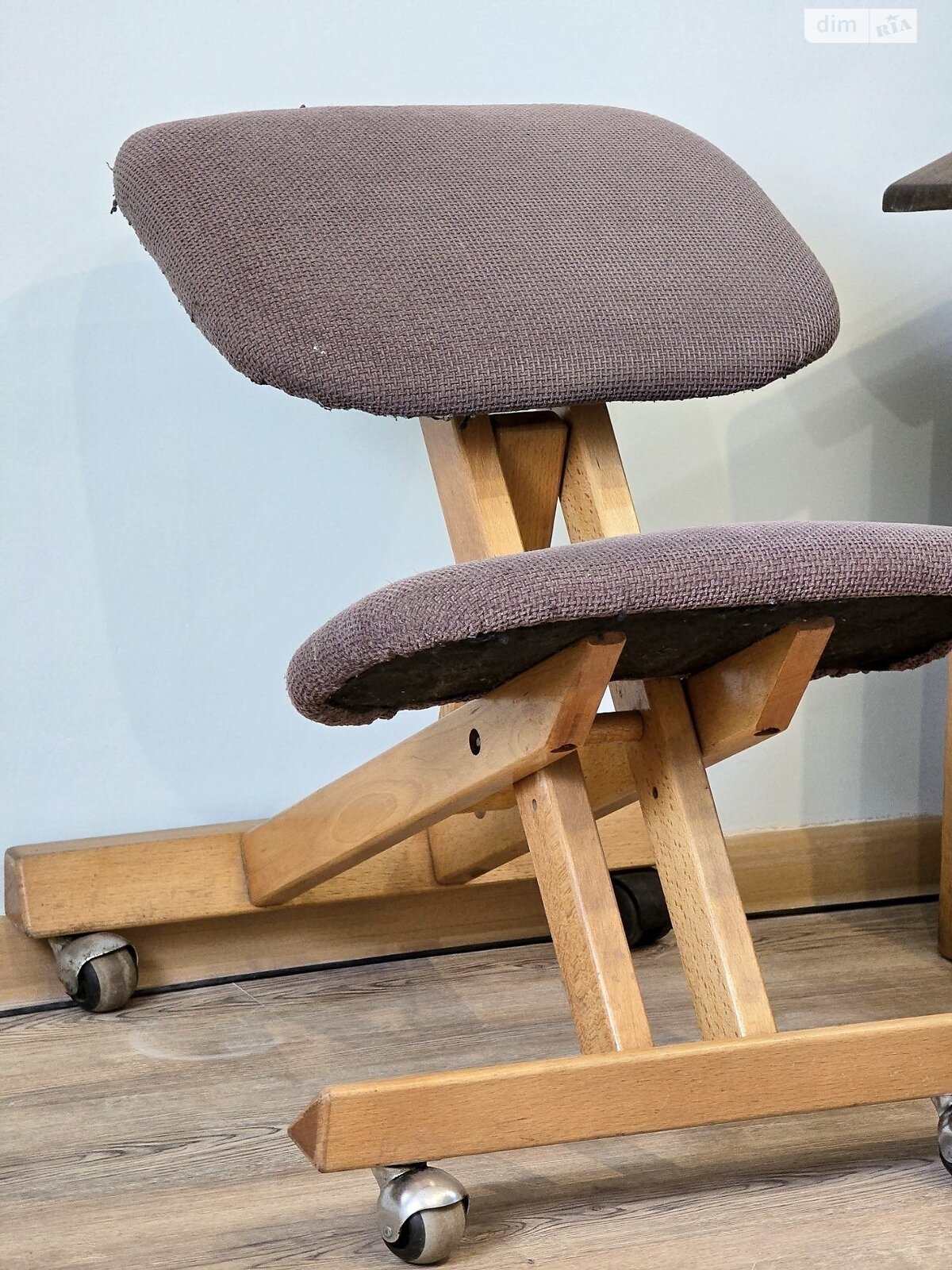 однопроверхова частина будинку, 40 кв. м, цегла. Здається помісячно в Чернівцях, в районі Центр фото 1