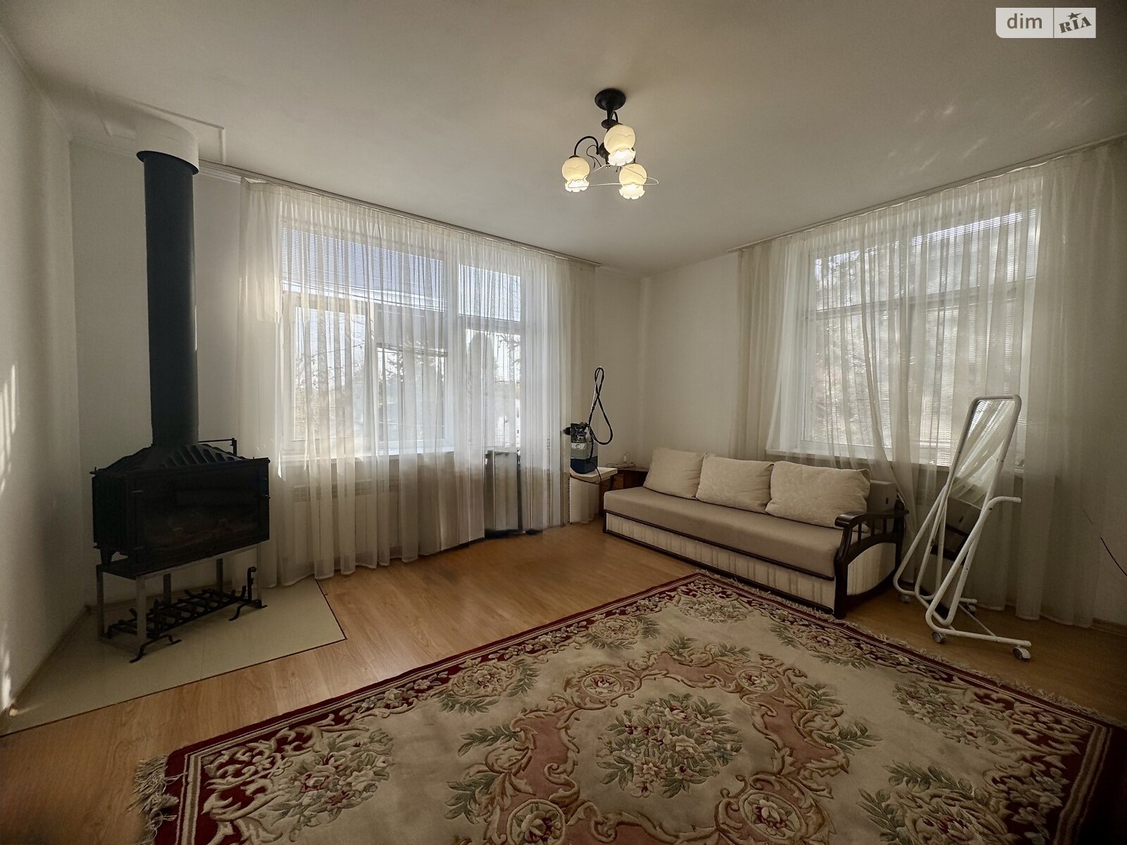 одноповерхова частина будинку, 50 кв. м, цегла. Здається помісячно в Дніпрі, в районі 1 травня фото 1 однопроверхова частина будинку, 50 кв. м, цегла. Здається помісячно в Дніпрі, в районі 1 травня фото 1